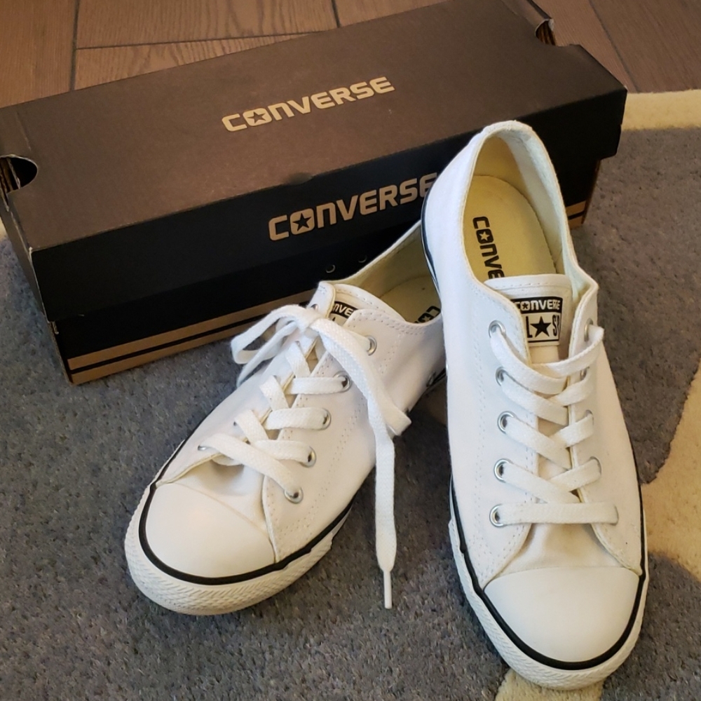 Converse Dainty low tops